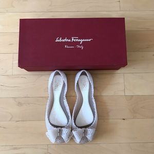 Ferragamo - Nilly jelly bow ballerina flat
